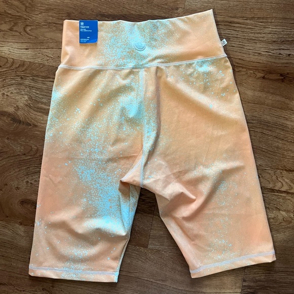 NWT Adidas Tight Fit High Rise Full-Length Style Biking Shorts - Picture 8 of 11